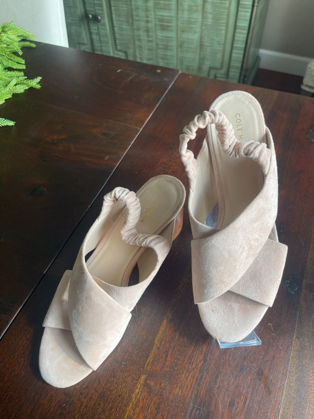 Cole Haan Blush Suede Sandals Size 9